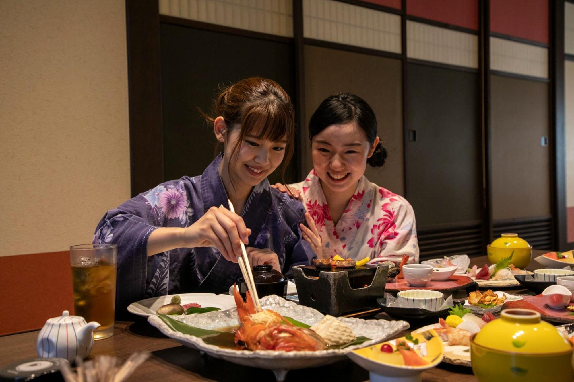 Yuyado Ichibanchi Hotel Атами Екстериор снимка
